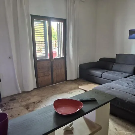 Sunrise Holiday home Frigole